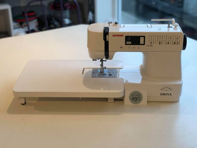 Sybord til Janome Driva M30A