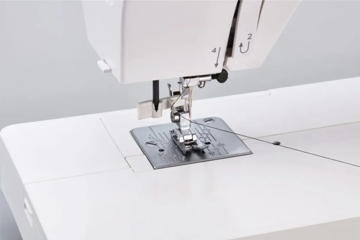 LIMITED EDITION! Janome 1522, Smokey Green + trykkfotsett og symønster