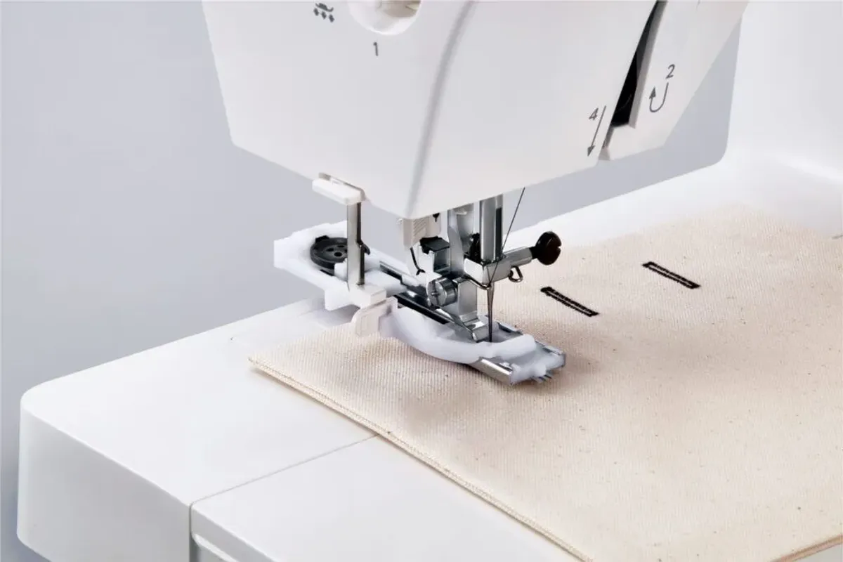 LIMITED EDITION! Janome 1522, Smokey Pink + trykkfotsett og symønster